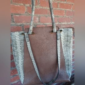 Faux Leather Snakeskin Totr